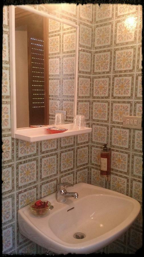B&B Lo Scoiattolo Nebbiu エクステリア 写真